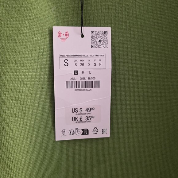 Vibrant Lime Green Zara Knit Sweater – Cozy, Cute & Effortlessly Chic! 🍏 - Picture 2 of 3